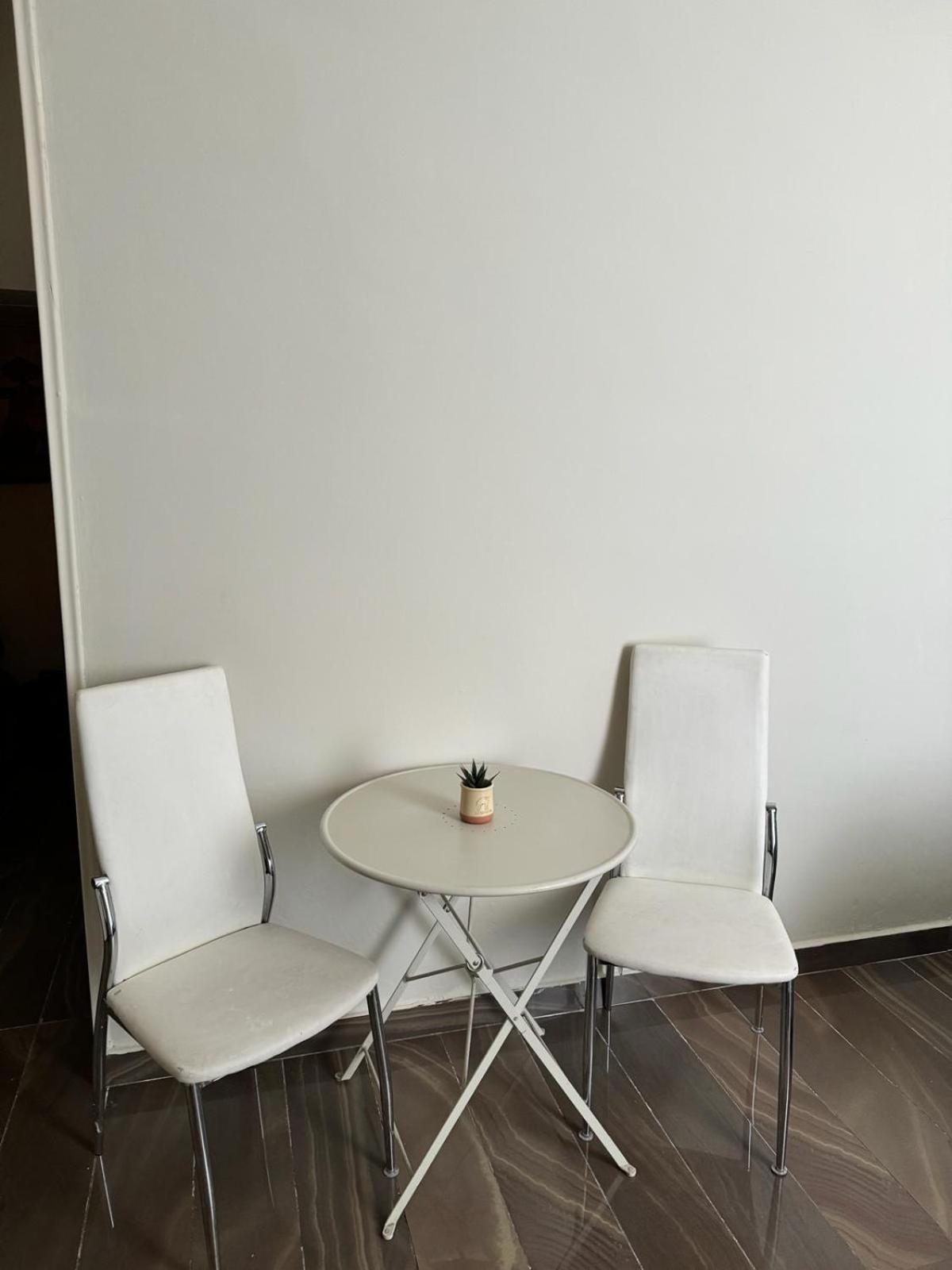 Room Station Giulia Наполи Екстериор снимка